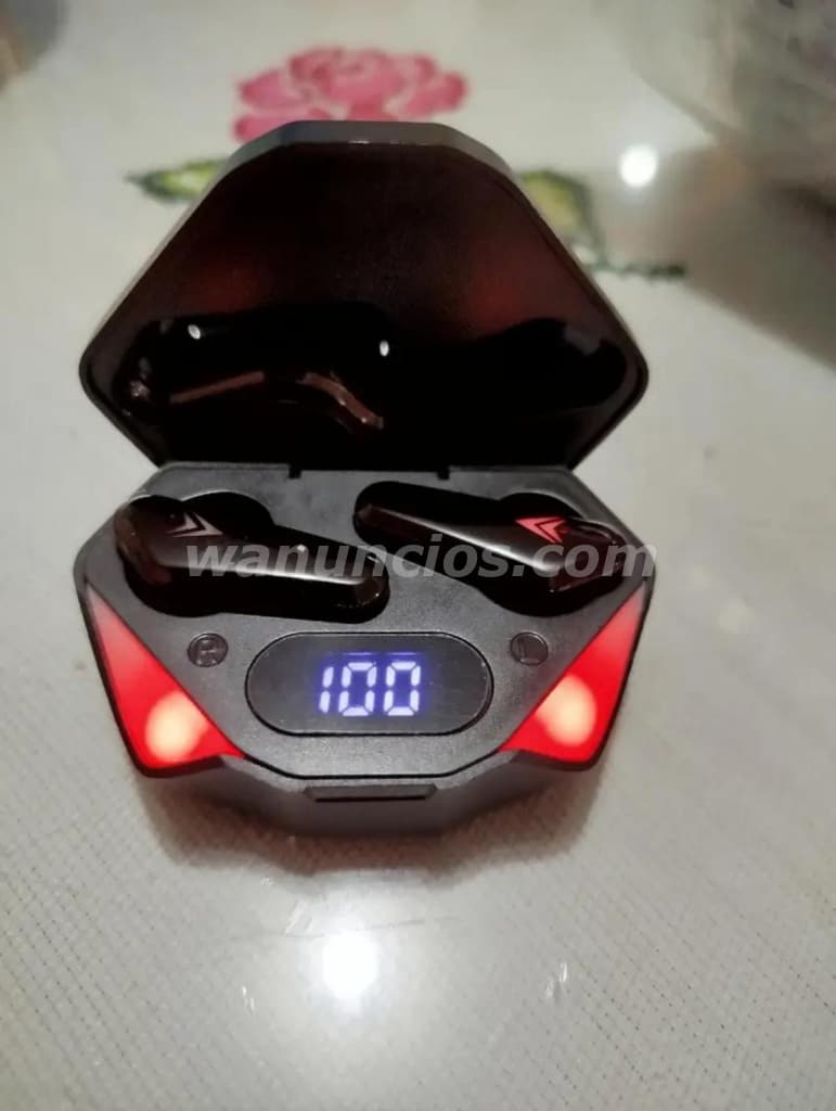 250 Lempiras - Audífonos gamer NUEVOS 250 LPS luces LED (San Pedro Sula Satélite) 3