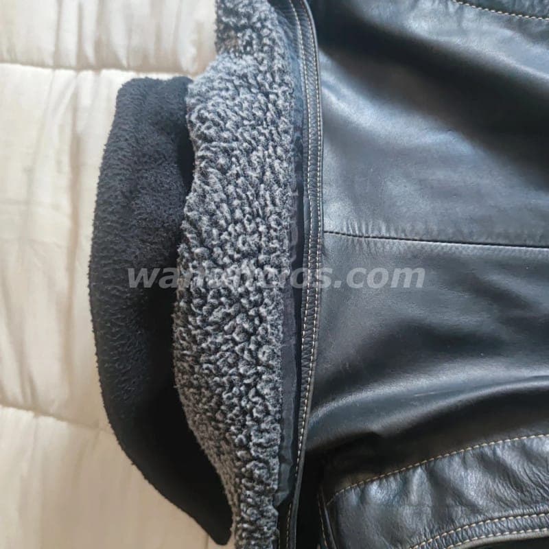 4.000 Pesos - Vendo chaqueta marca Diesel de cuero ideal para moto (Bellavista) 3