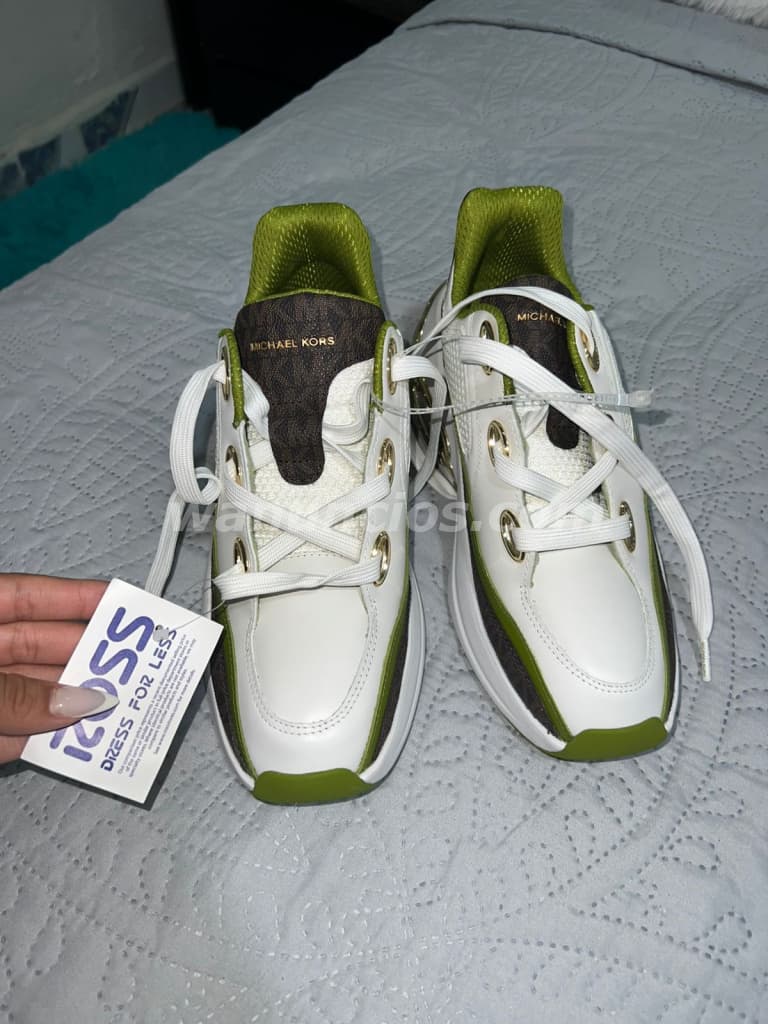 75 US$ - Zapatilla Michael kord de dama talla 8 para entrega inmediata (San Miguelito) 3