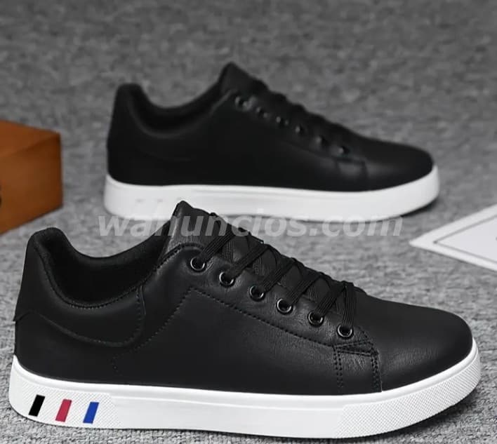 30 € - Zapatillas Deportivas Negras Para Hombre (Maliaño) 2