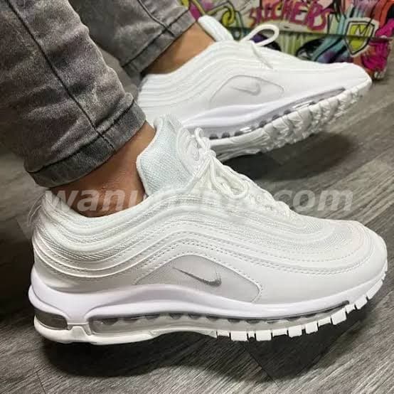 65 US$ - Se venden zapatillas de diferentes marcas 2
