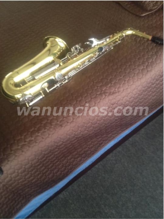 1.100 US$ - Saxofon Yamaha Japones en perfecto estado, poco uso. (Quito) 2