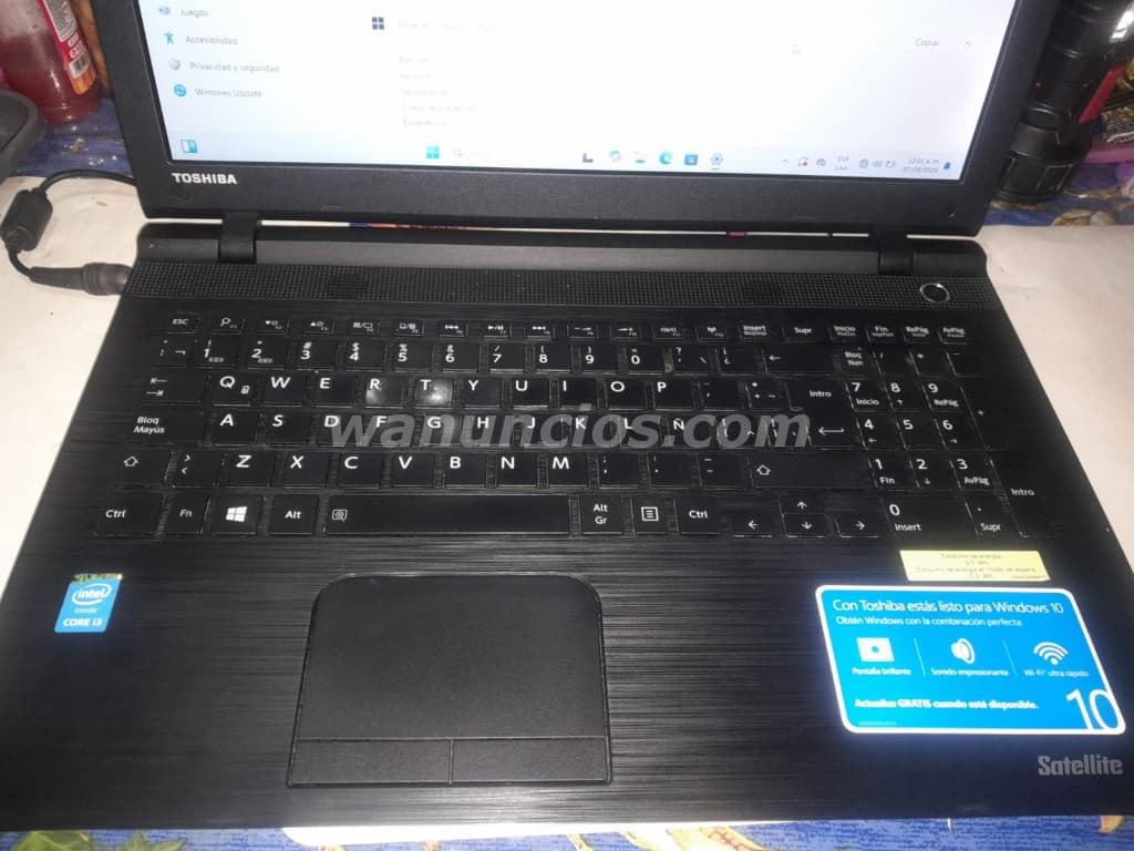 140 US$ - Laptop Toshiba Satellite C55, Procesador i3 (Panama) 3