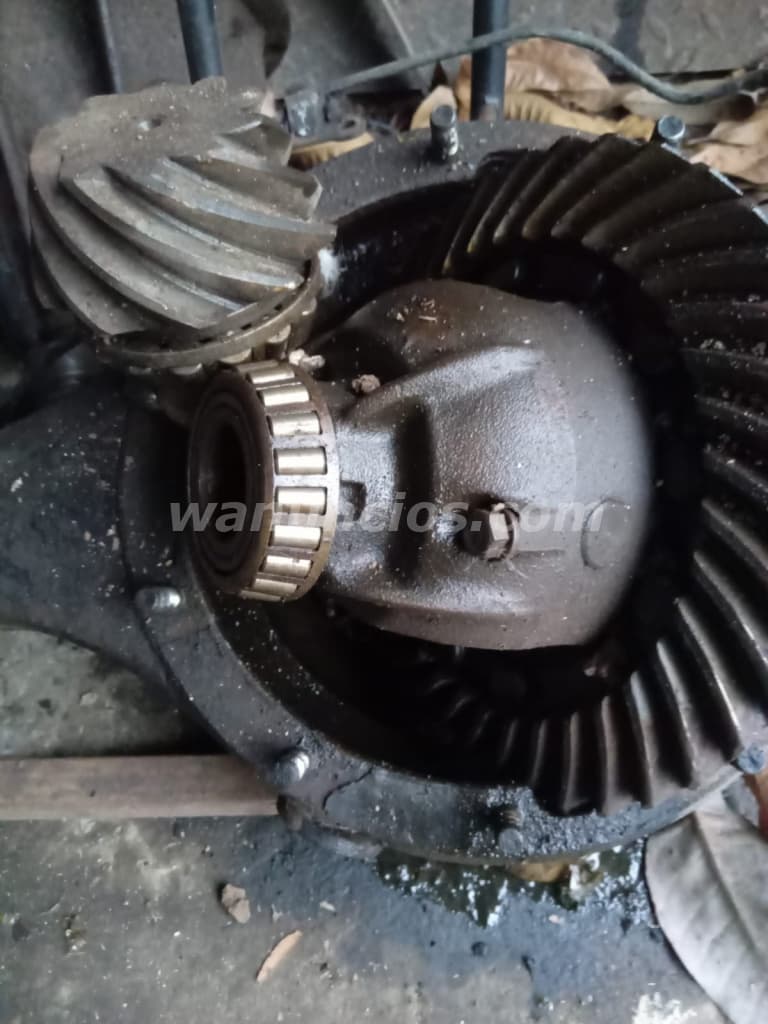 350 US$ - Vendo diferencial para toyota land crusier (Calobre)
