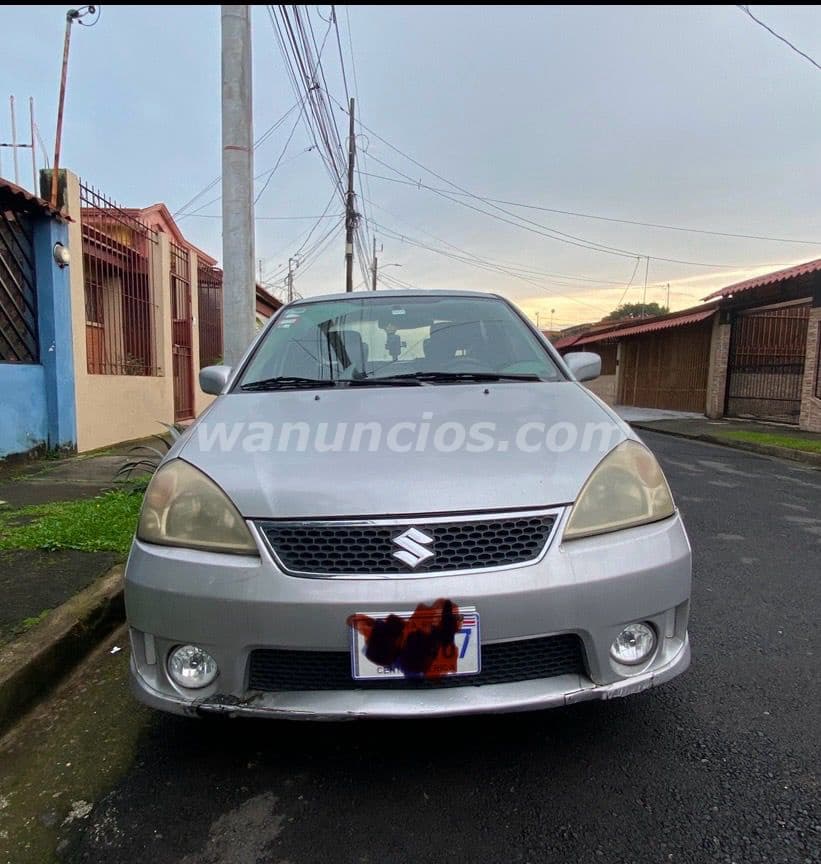 2.650.000 Colones - se vende SUZUKI AERIO 2005 el carrito esta perfecto (ZAPOTE)
