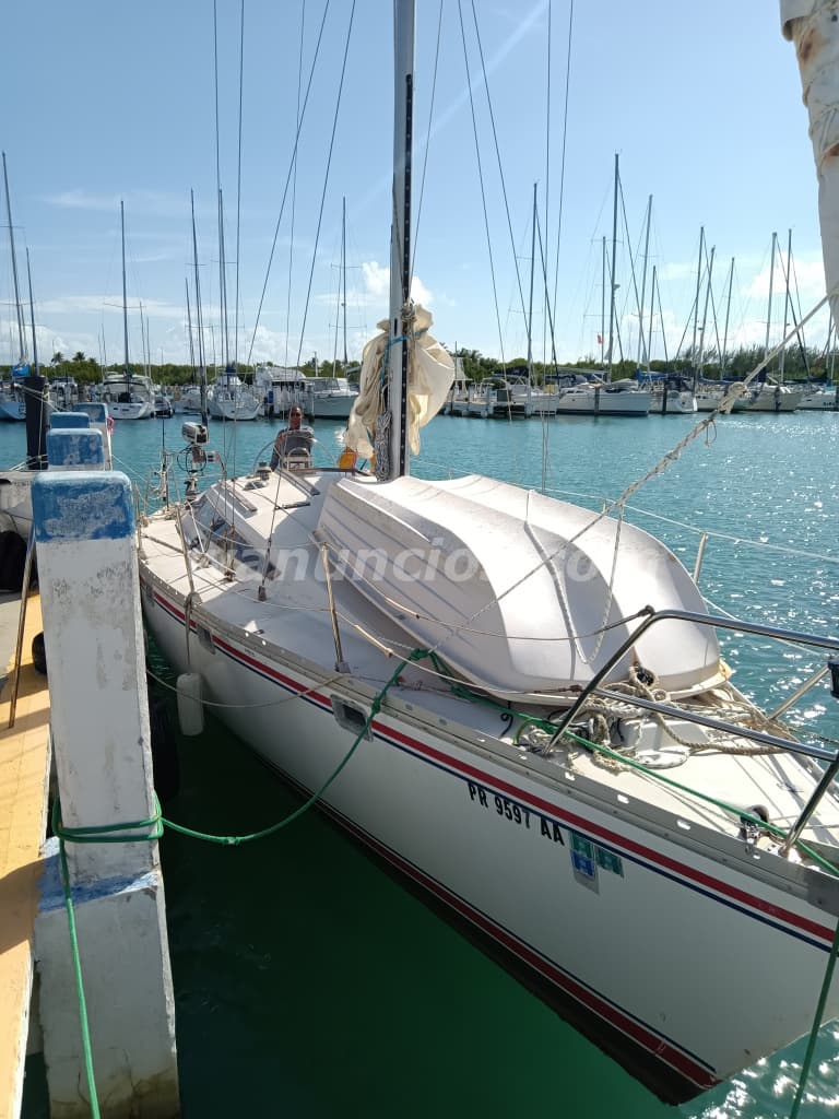 14.500 US$ - 1986 34 Jeanneau Sunrise yanmar dingui 8hp (Fajardo) 3