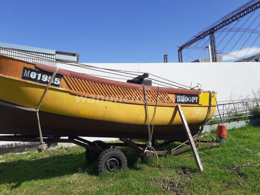 6.000 US$ - VENDO CASCO DOBLE, HOLANDES. MULTIPLES USOS, MATRICULA M (puerto mar del plata)