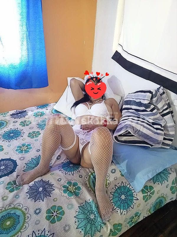 NOHELIA TU HERMOSA COLOMBIANA AL SUR DE QUITO (Guamani) 2