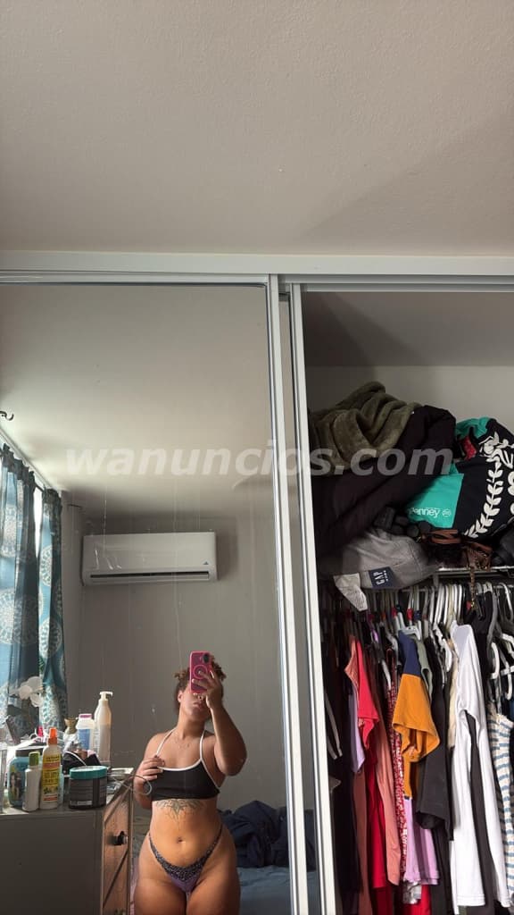 Hermosa masajista a tus servicios cariño