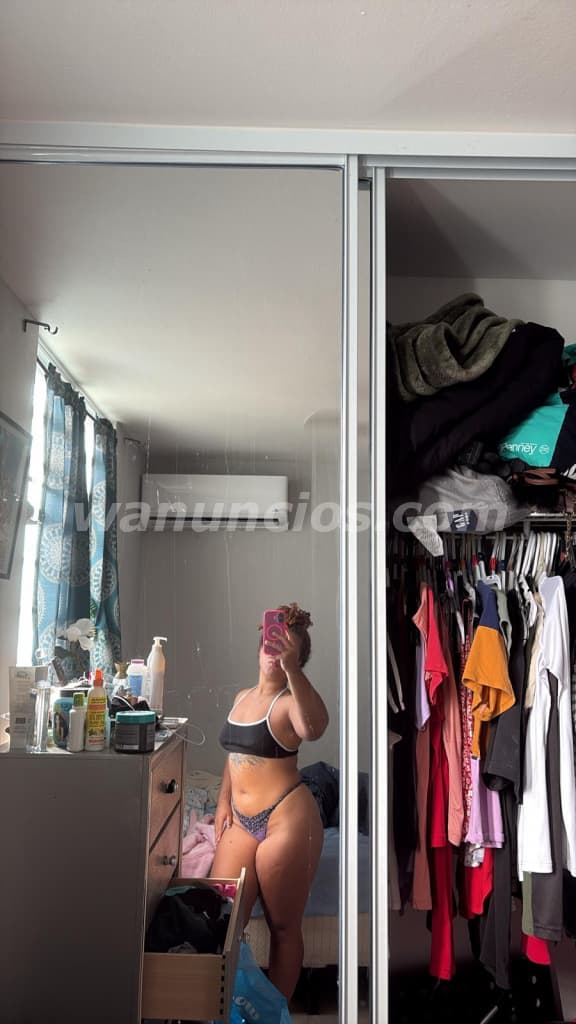 Hermosa masajista a tus servicios cariño 2