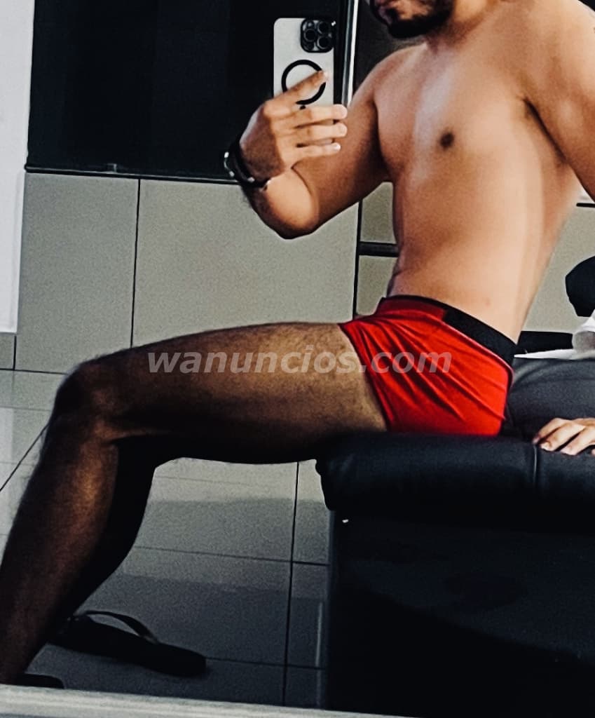 BOY OFRECE MASAJES RELAJANTES EROTICOS DISCRETO SOLVENTE (MANAGUA)