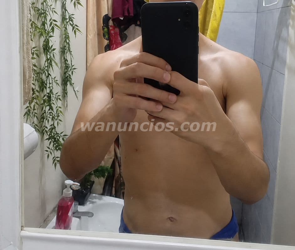 Joven guapo alto chelito discreto complaciente 22 años (San Salvador y alrededores)