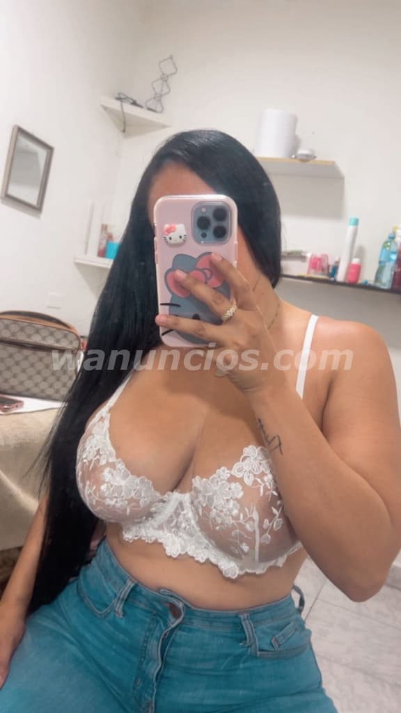 Colombiana masajista complaciente y educada (Vía Argentina)