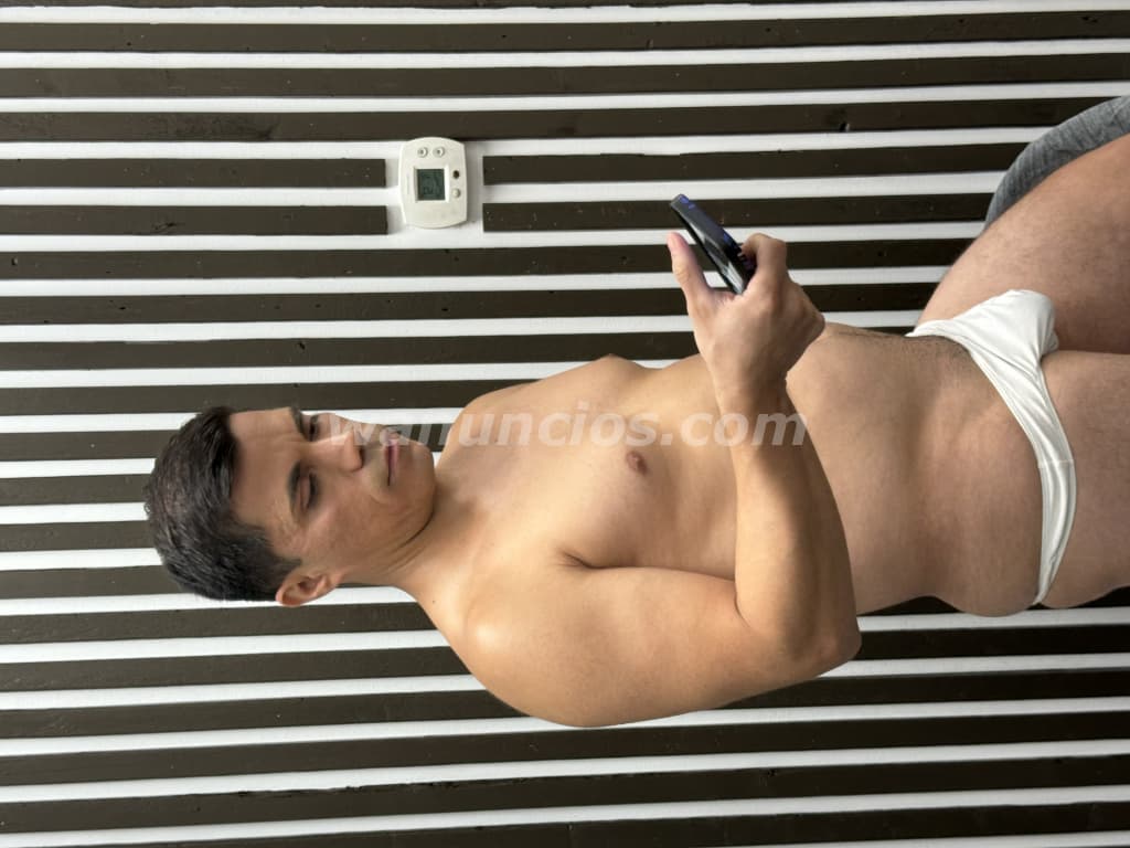 Hombre 38 años busca chica que quiere pisar 5