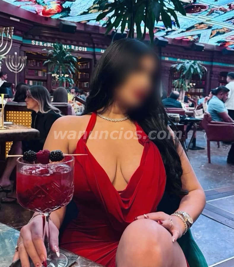Tengo unas caderas impresionantes que enamoran (CENTRO) 3