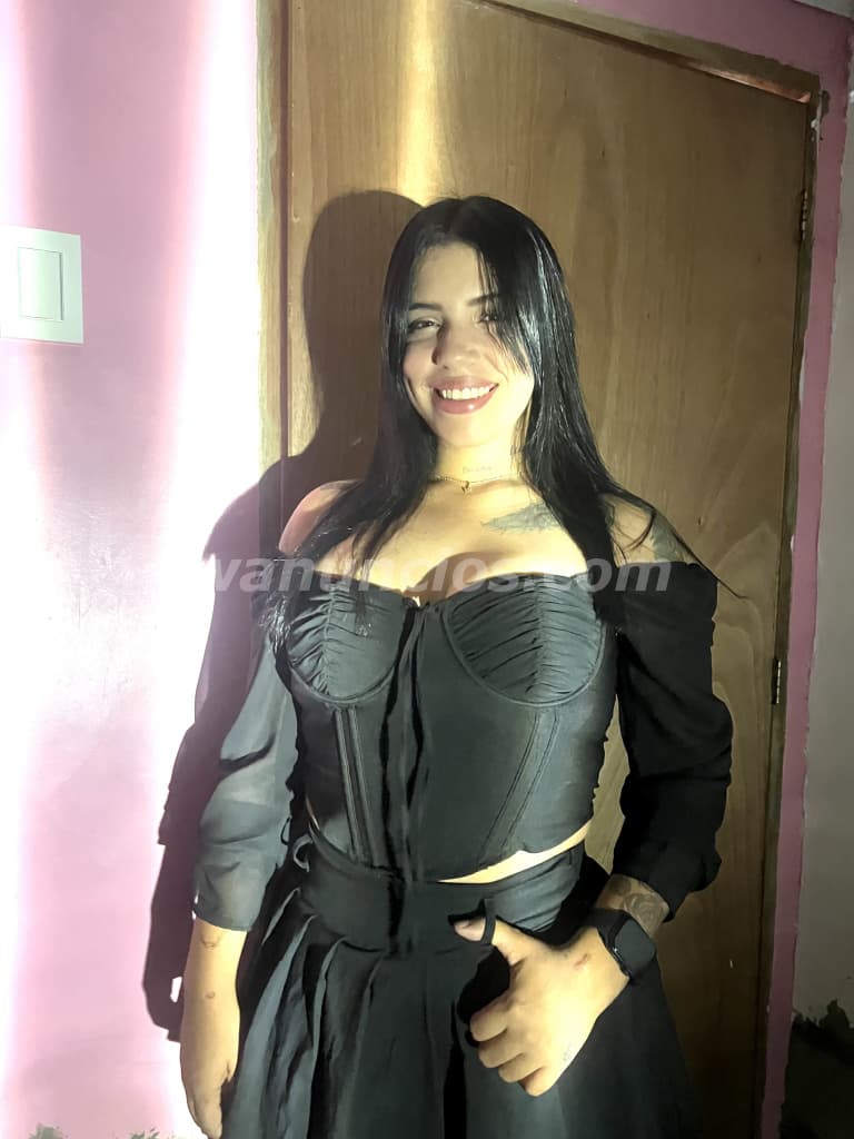 Mujer atrativa de 26 años en busca de hombre que ayude (Venezuela) 2