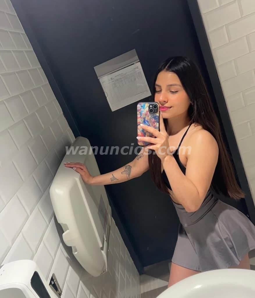 Chica latina estudiante disponible para darte lo que quieras +52 5579838268 (Cancún)