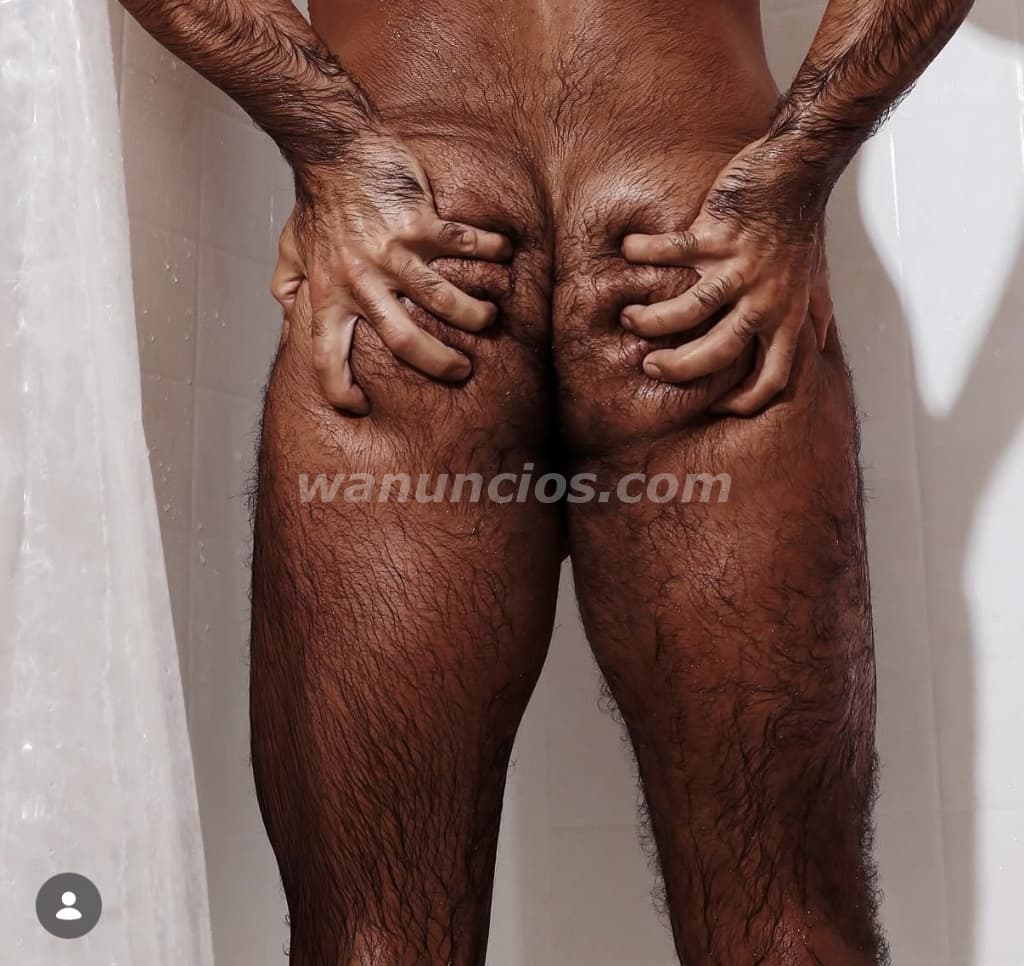Masaje de Piernas y Glúteos con Prostático Sexo Oral y Beso Negro (Ciudad de México)