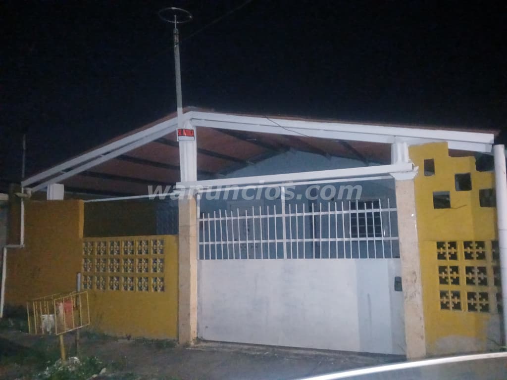 400 US$ - casa en Valle Dorado La Chorrera con acceso a laautopista y carretera (Valle Dorado La Cho