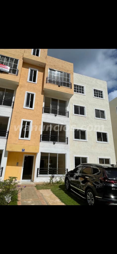 20.000 Pesos - Alquilo a partamento en Ciudad Juan Bosch, 1er piso.
