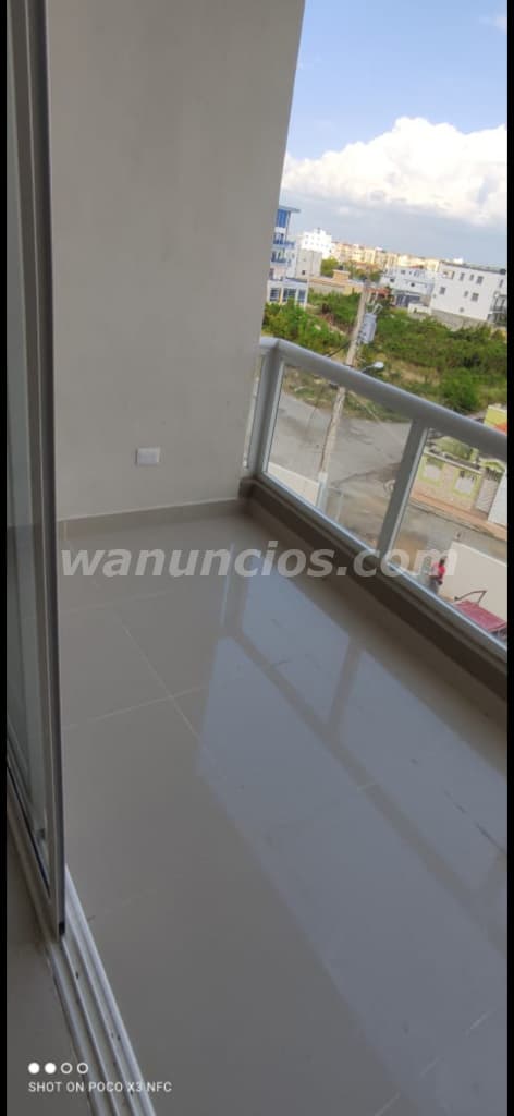 30.000 Pesos - Alquilo Apartamento en Prado Oriental, un 4to. Piso.