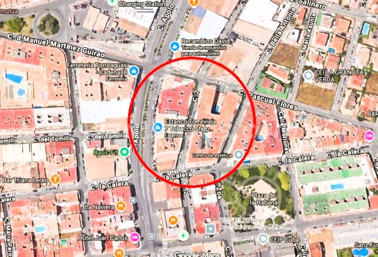 290 € - Alquiler oficina para masajes, estética Torrevieja (Plaza del Cuba)