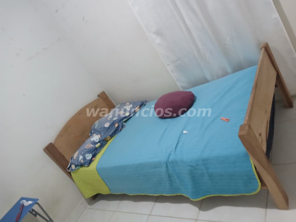 75 US$ - Arquilo cuarto amoblado para persona sola (Llano marin)