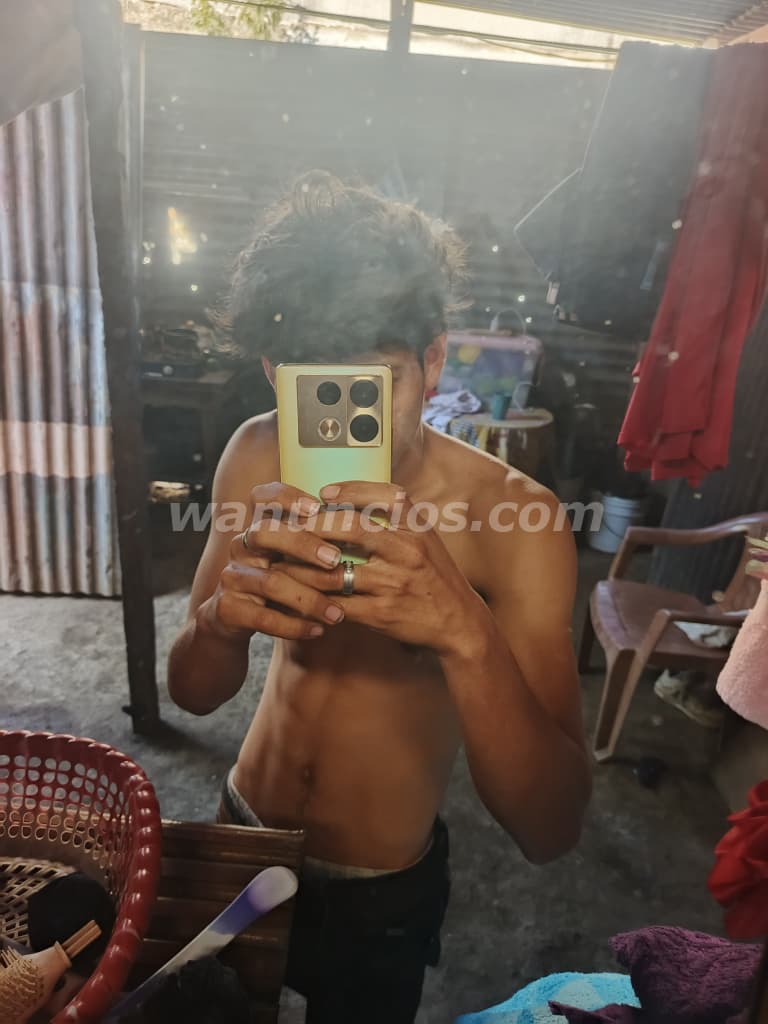 Chico delgado amable sociable y sobre todo divertido (Barrio nueva Nicaragua)
