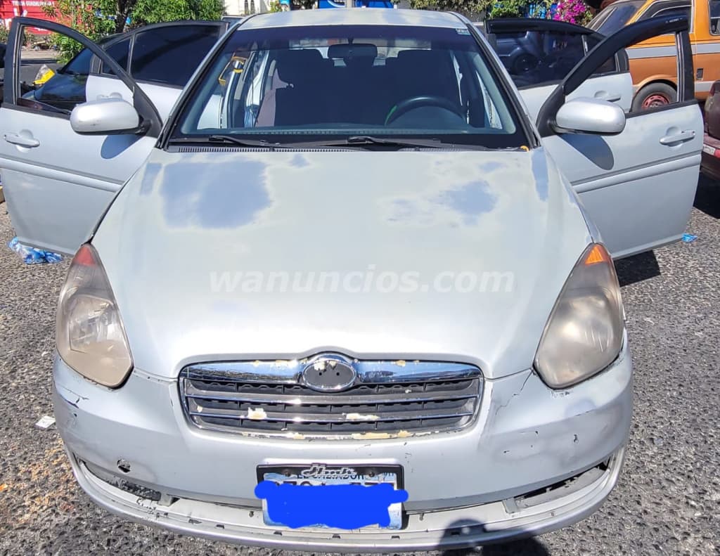 5.000 US$ - Hyundai Accent 2011 Automatico a toda prueba (Traspaso Directo) (Alta vista y Soyapango)