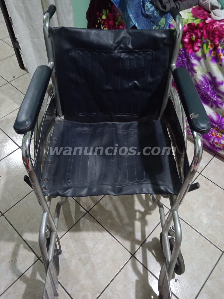 400 Quetzales - SILLA DE RUEDAS PRECIO NEGOCIABLE, CON DESCANSO DE PIES (Siete)