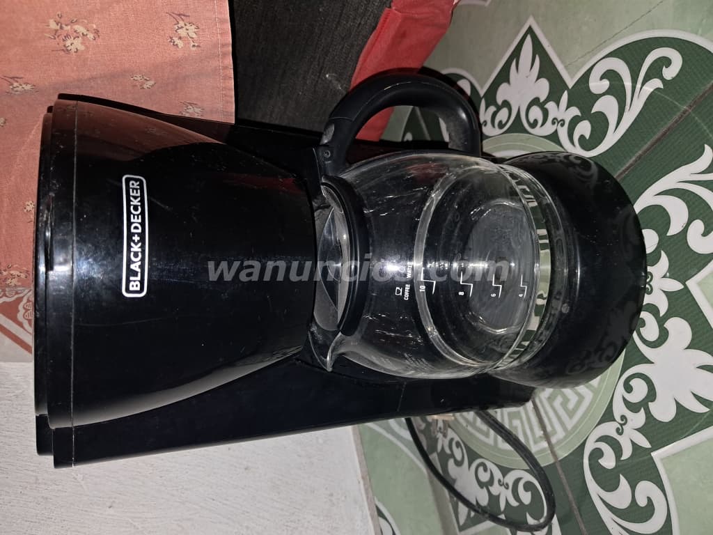 15 US$ - Vendo cafetera marca Black+ Decker sin ningún detalle. (San Salvador)