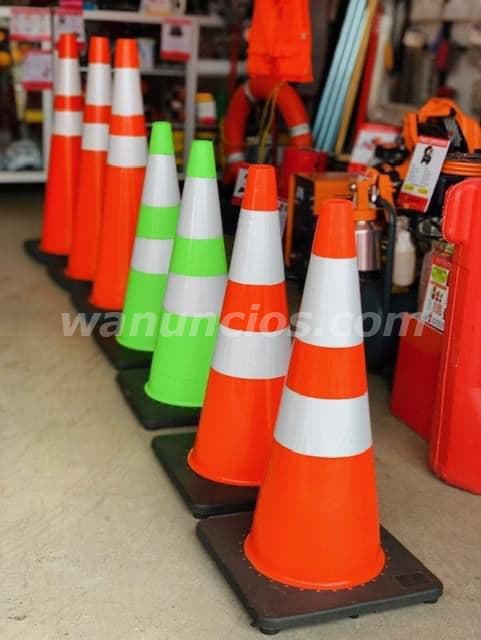 190 Quetzales - CONOS DE SEGURIDAD VIAL Máxima visibilidad y resistencia (CIUDAD GUATEMALA)