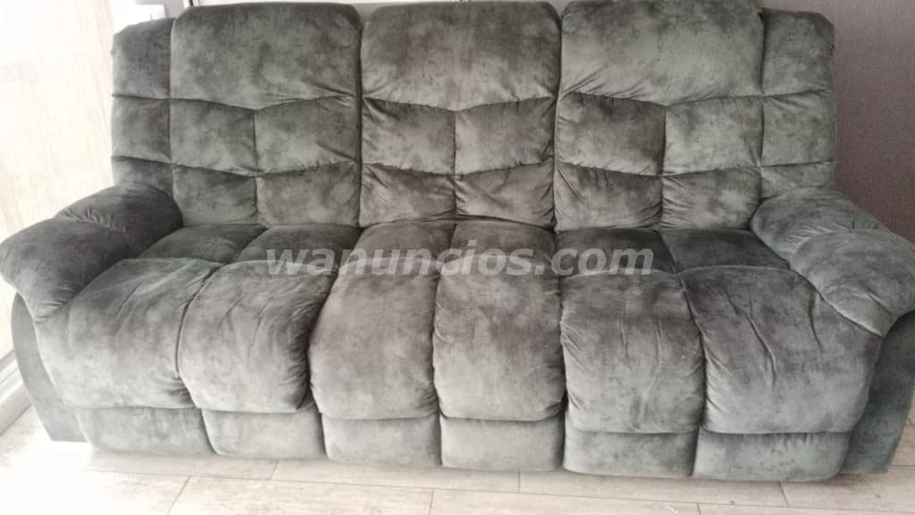 230.000 Pesos - LINDO SOFA DE TRES CUERPOS RECLINABLE PARA ARMADO DE DOS CAMAS INDIVIDUALES (LAS CON