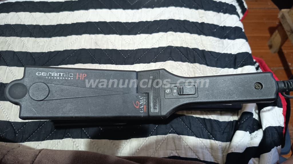 40.000 Colones - Vendo plancha de cabello gama profesional (San José)